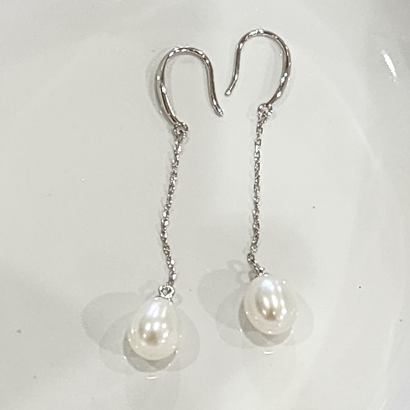 925 Sterling Silver White Cultured Freshwater Pearl Drop Dangle Hook‎ Earrings - Picture 11 of 12